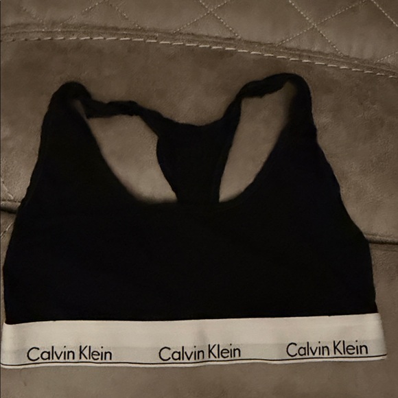 Calvin Klein Black and White Sports Bra - Picture 1 of 2
